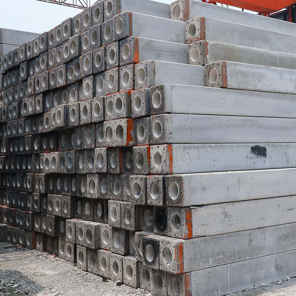 Tumpukan beton persegi